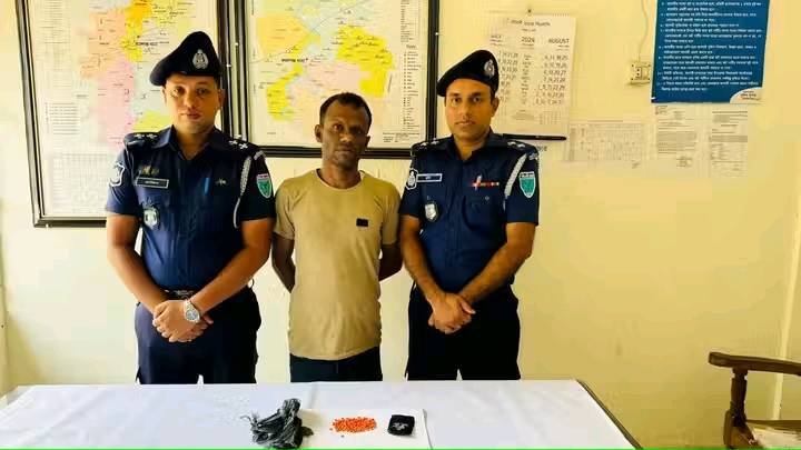 কমলগঞ্জে পুলিশের বিশেষ অভিযানে ১৬০ পিস ইয়াবাসহ মাদক ব্যবসায়ী আটক
